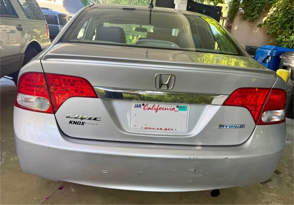 2010 Honda Civic 8th Gen - Image 9 of 17