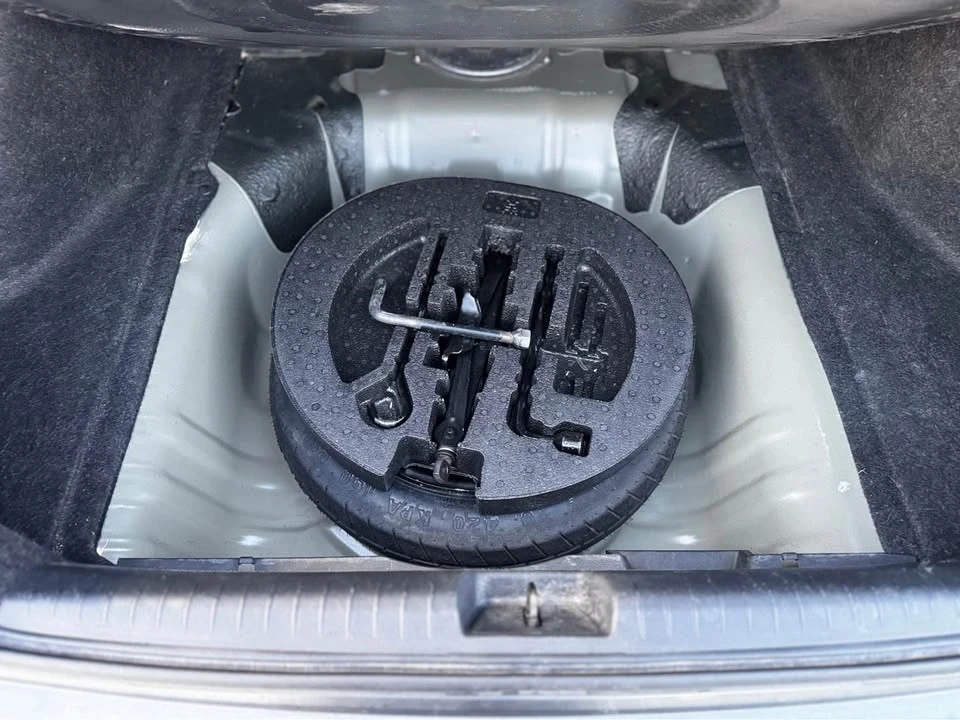 2010 Honda Civic 8th Gen - Image 14 of 14