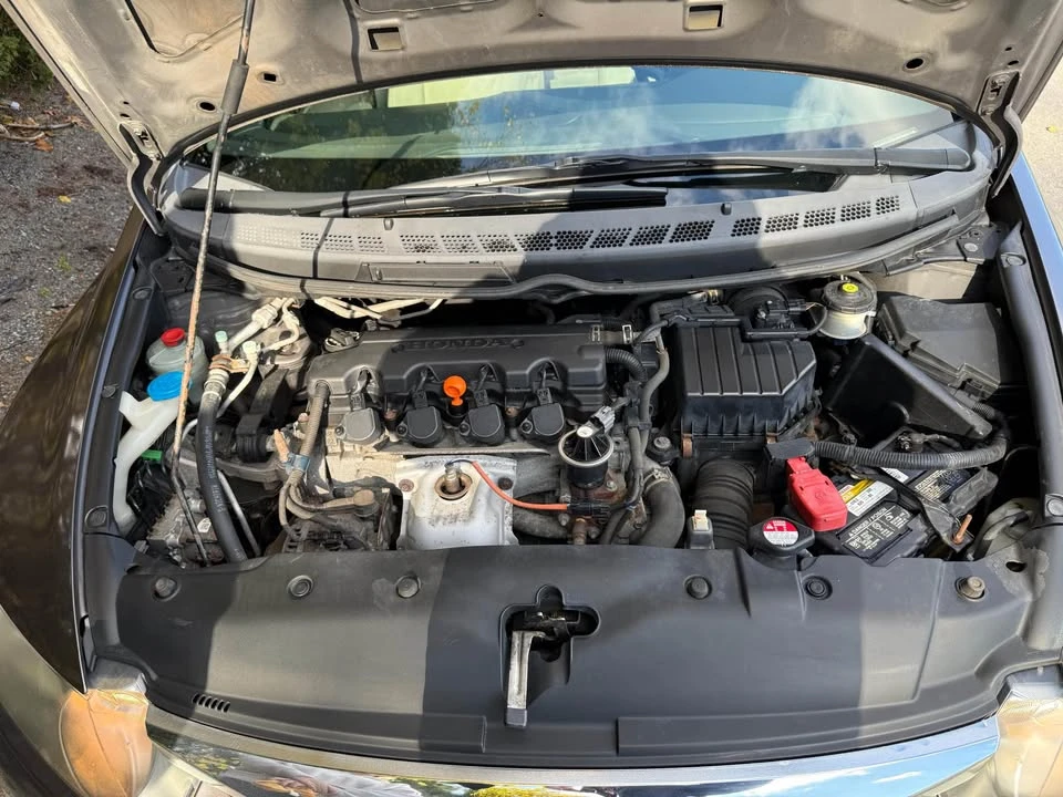 2010 Honda Civic 8th Gen - Image 11 of 14