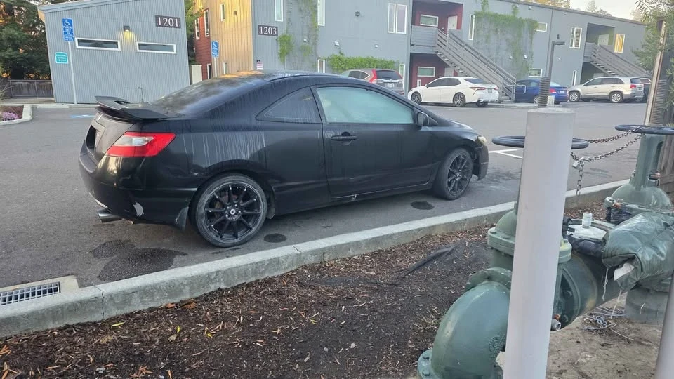 2010 Honda Civic 8th Gen - Image 4 of 8