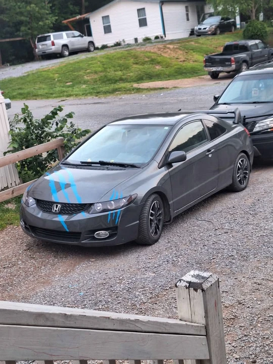 2010 Honda Civic 8th Gen - Image 6 of 10