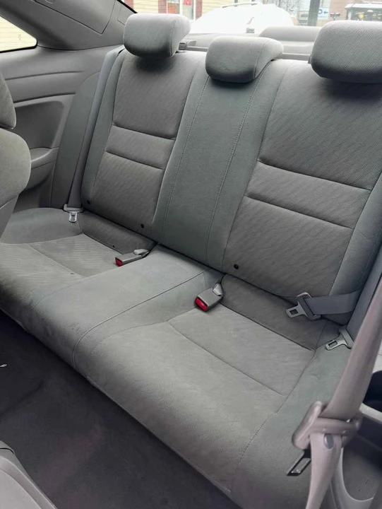 2010 Honda Civic 8th Gen - Image 6 of 9