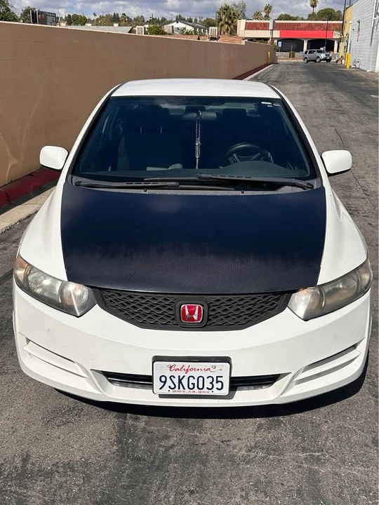 2010 Honda Civic 8th Gen - Image 3 of 7