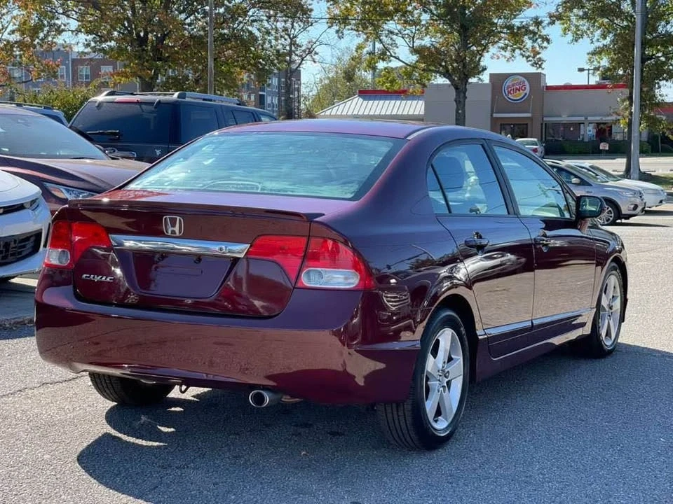 2010 Honda Civic 8th Gen - Image 3 of 16