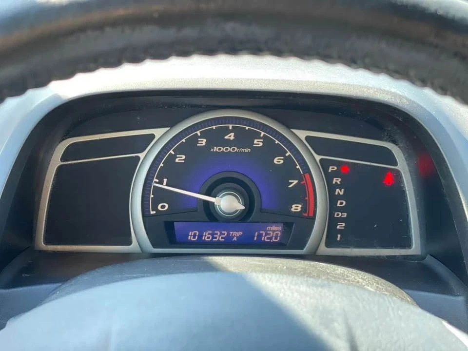 2010 Honda Civic 8th Gen - Image 13 of 16