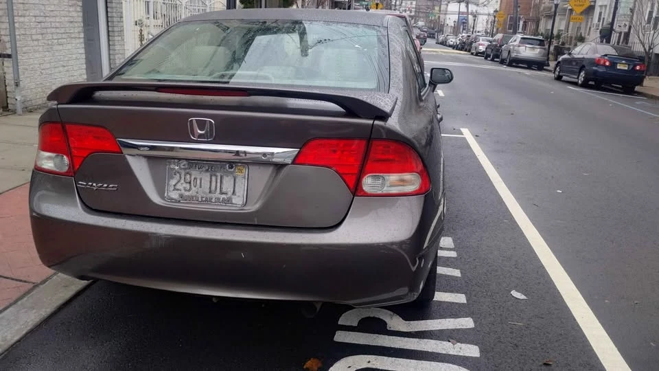2010 Honda Civic 8th Gen - Image 6 of 7
