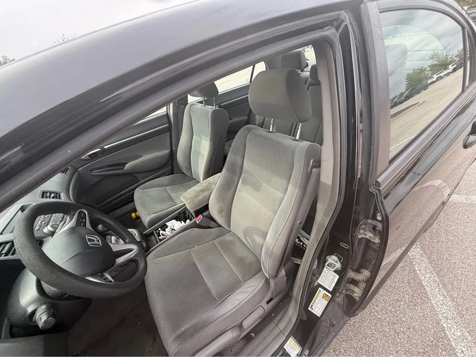 2010 Honda Civic 8th Gen - Image 10 of 11