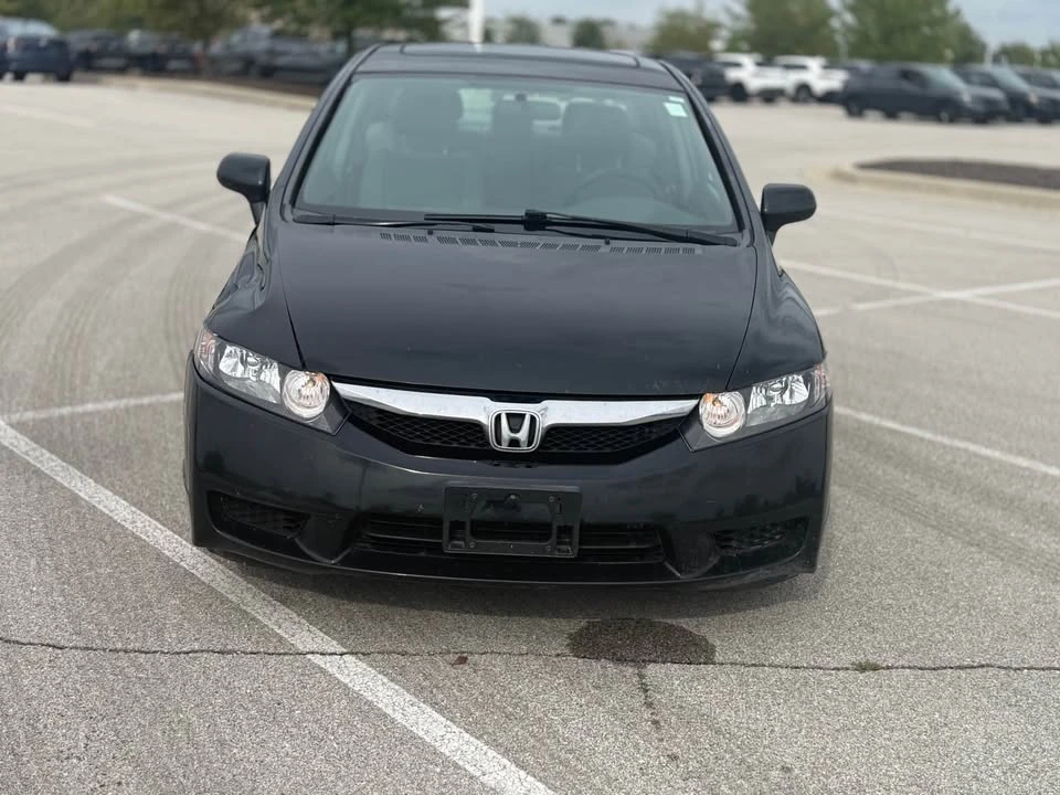 2010 Honda Civic 8th Gen - Image 2 of 11