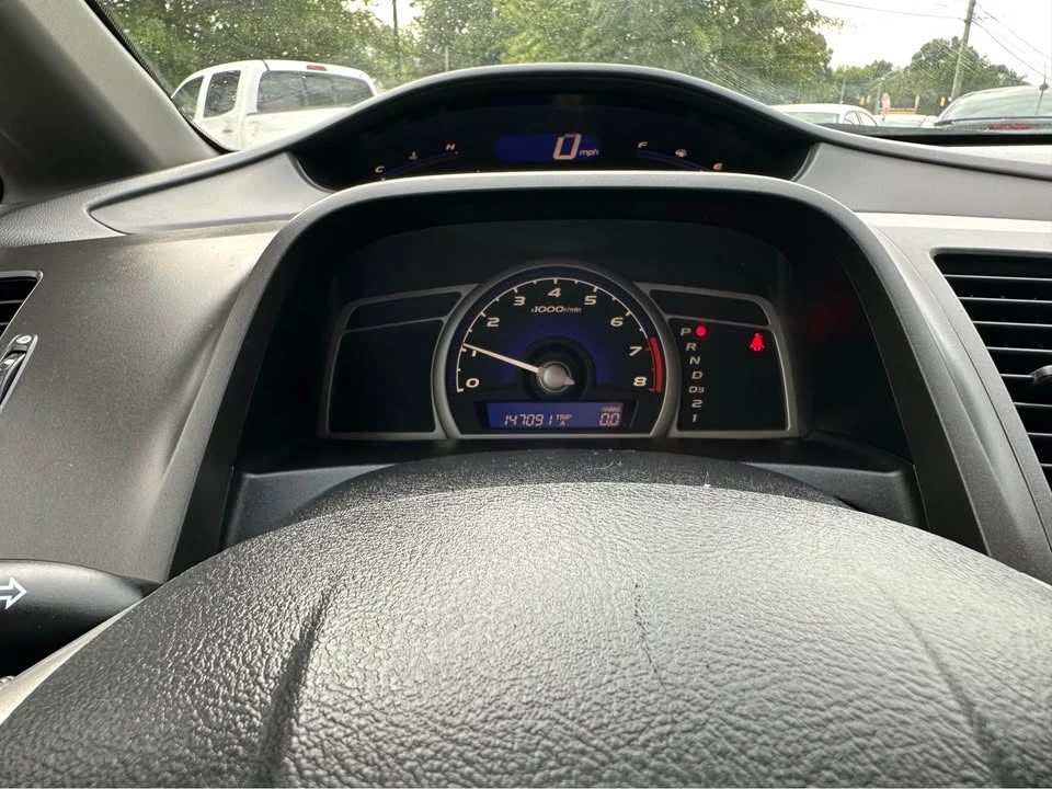 2010 Honda Civic 8th Gen - Image 12 of 13