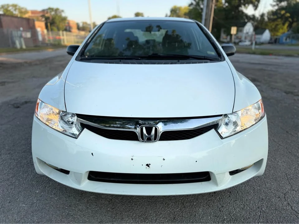 2010 Honda Civic 8th Gen - Image 5 of 7