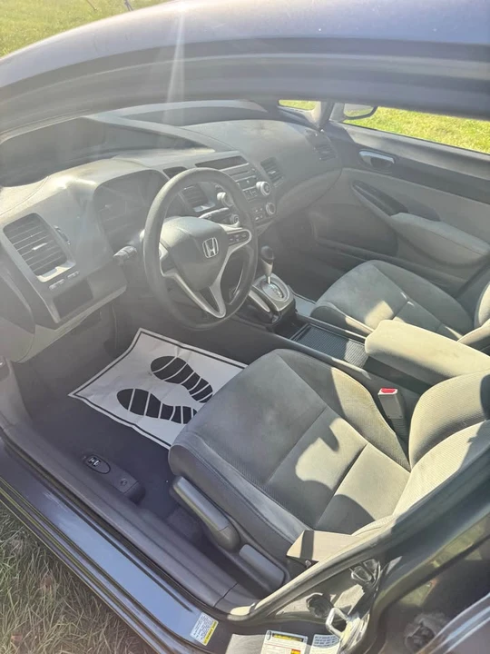 2010 Honda Civic 8th Gen - Image 6 of 10