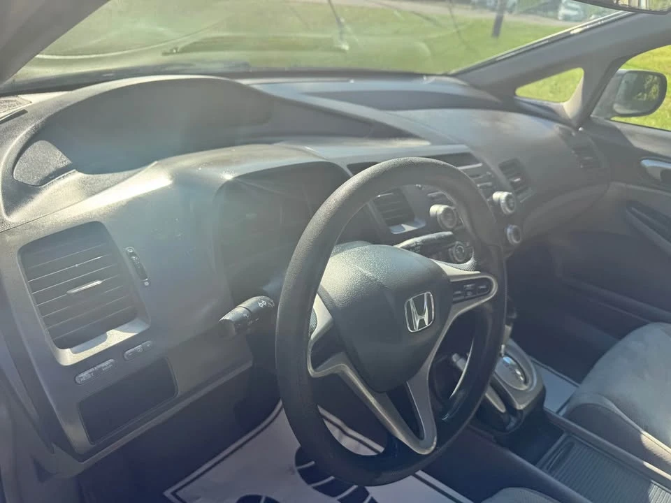 2010 Honda Civic 8th Gen - Image 9 of 10