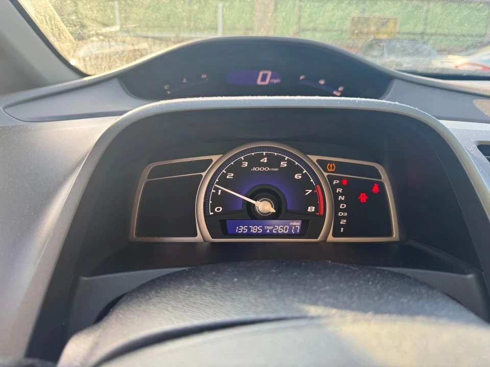 2010 Honda Civic 8th Gen - Image 6 of 10