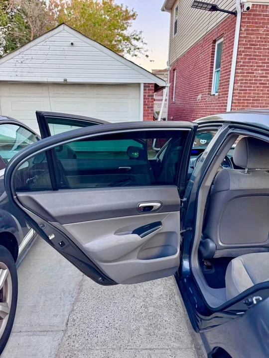 2010 Honda Civic 8th Gen - Image 12 of 20