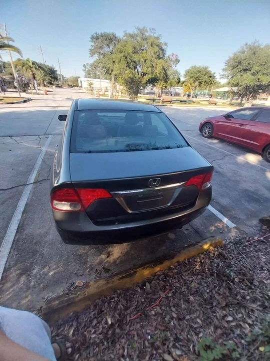 2010 Honda Civic 8th Gen - Image 6 of 9