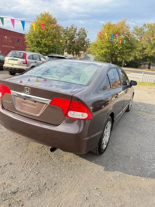 2010 Honda Civic 8th Gen - Image 10 of 20