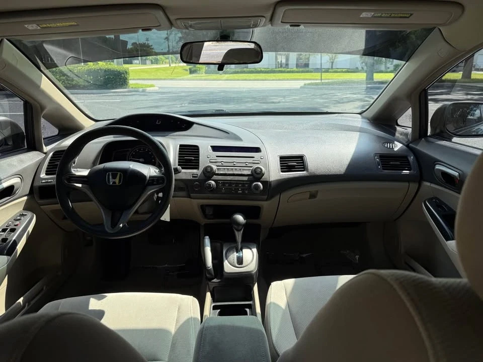 2010 Honda Civic 8th Gen - Image 10 of 14