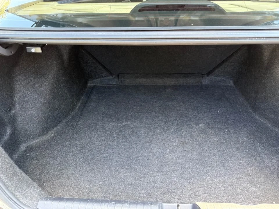 2010 Honda Civic 8th Gen - Image 13 of 14