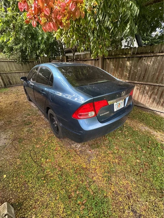 2010 Honda Civic 8th Gen - Image 5 of 10