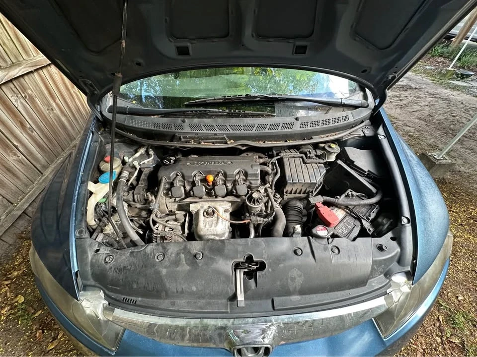 2010 Honda Civic 8th Gen - Image 8 of 10