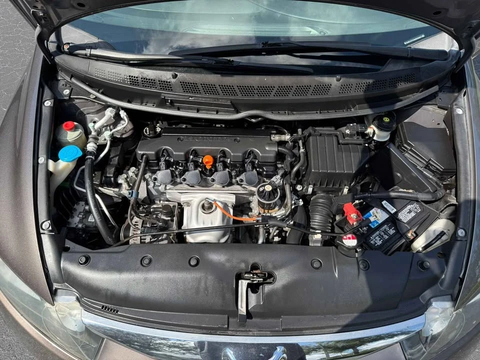 2010 Honda Civic 8th Gen - Image 9 of 9