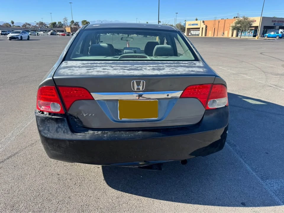 2010 Honda Civic 8th Gen - Image 6 of 10