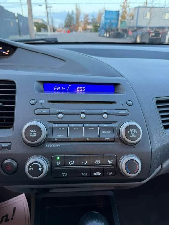 2010 Honda Civic 8th Gen - Image 16 of 16