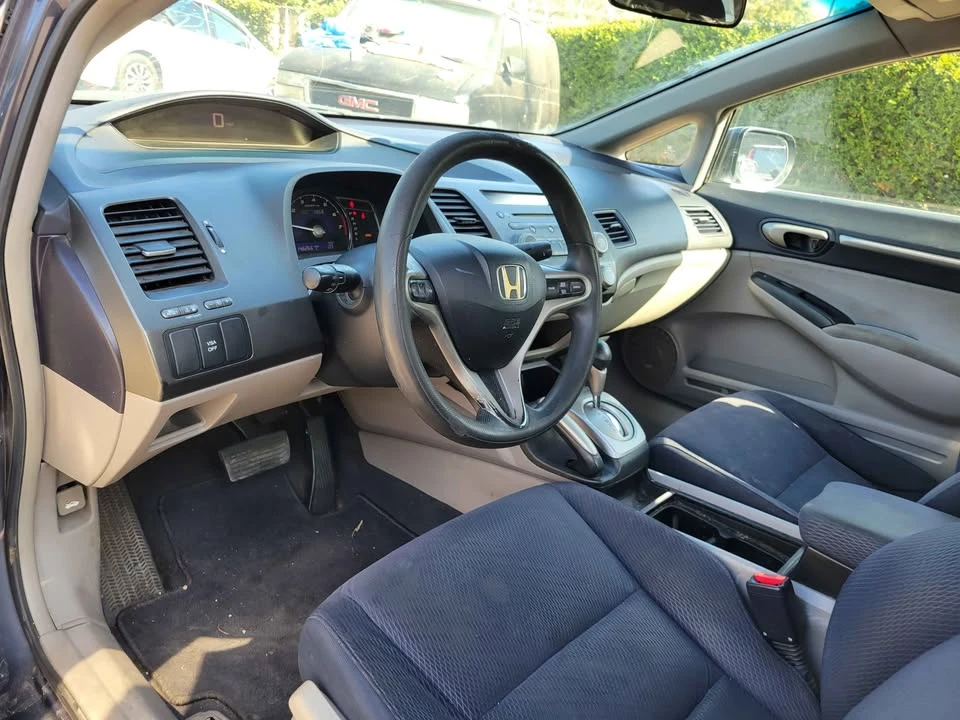 2010 Honda Civic 8th Gen - Image 10 of 15
