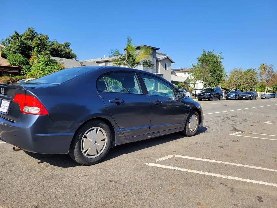 2010 Honda Civic 8th Gen - Image 15 of 15