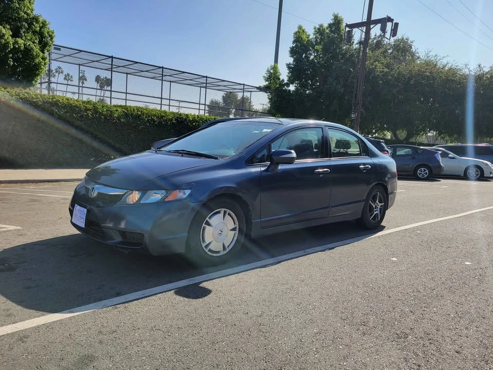 2010 Honda Civic 8th Gen - Image 4 of 15
