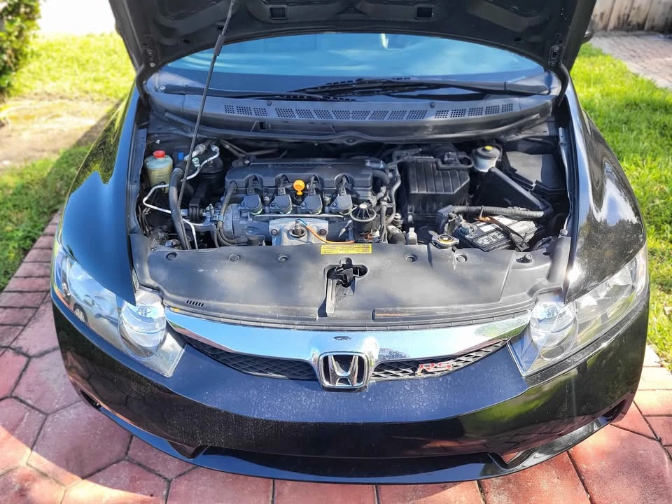 2010 Honda Civic 8th Gen - Image 6 of 9