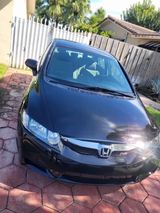2010 Honda Civic 8th Gen - Image 7 of 9