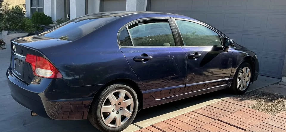2010 Honda Civic 8th Gen - Image 3 of 15
