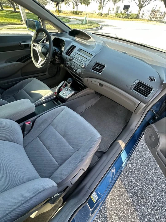 2010 Honda Civic 8th Gen - Image 14 of 14