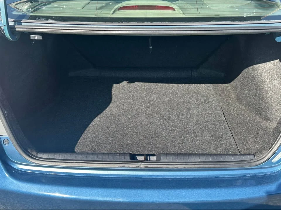 2010 Honda Civic 8th Gen - Image 12 of 14
