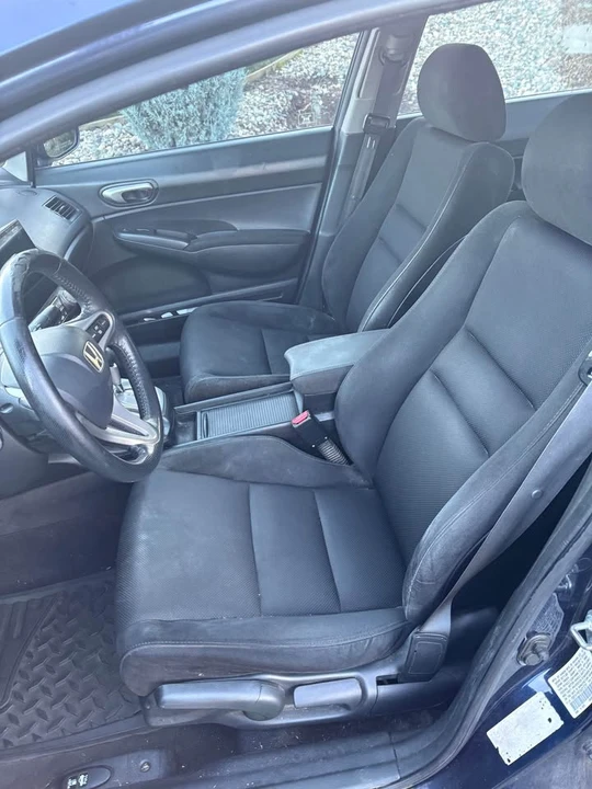 2010 Honda Civic 8th Gen - Image 12 of 12