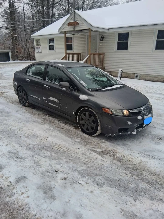 2010 Honda Civic 8th Gen - Image 5 of 10