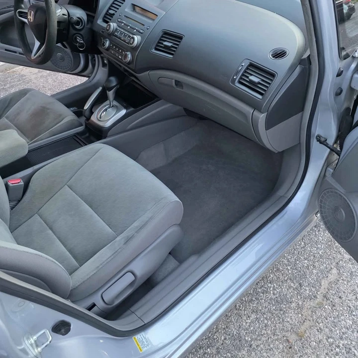 2010 Honda Civic 8th Gen - Image 9 of 11
