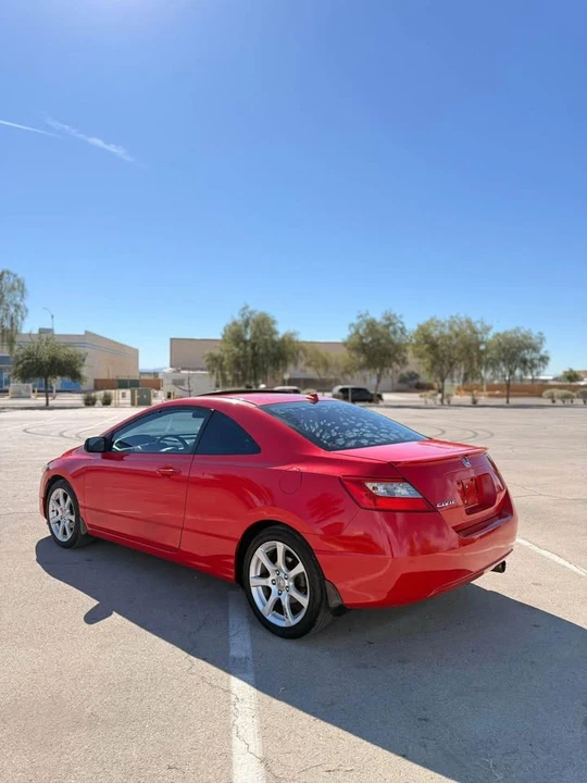 2010 Honda Civic 8th Gen - Image 8 of 12