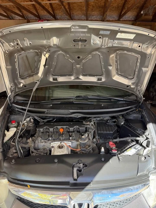 2010 Honda Civic 8th Gen - Image 9 of 10