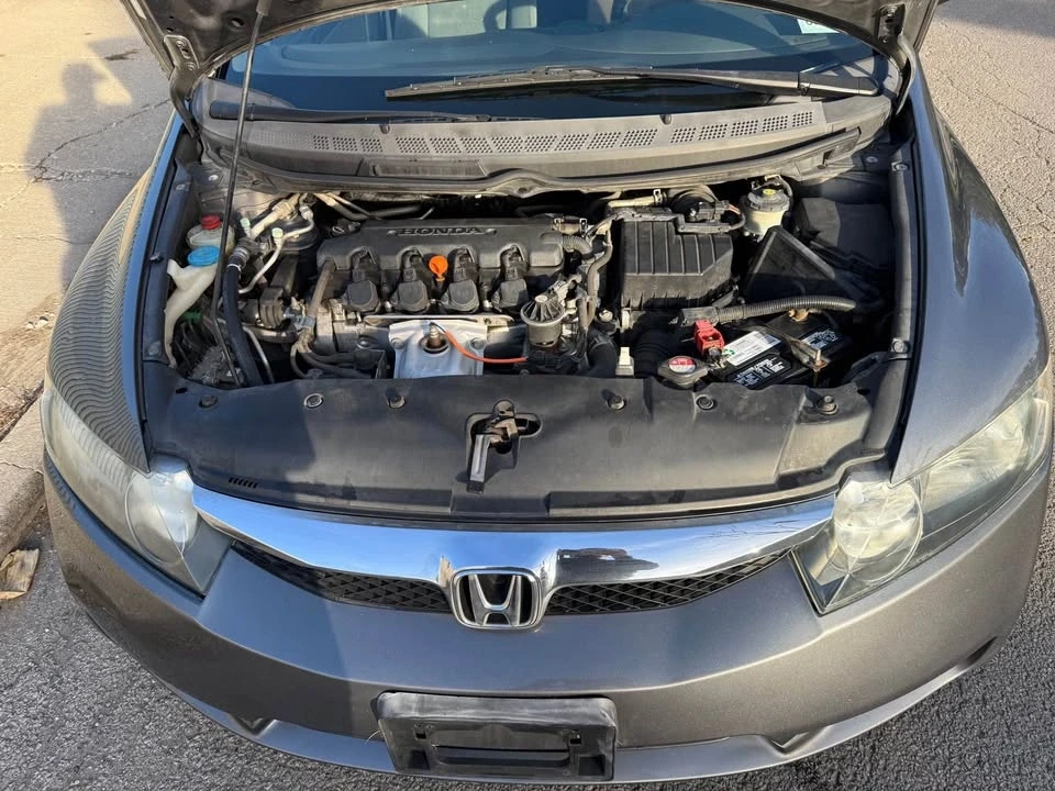 2010 Honda Civic 8th Gen - Image 13 of 14