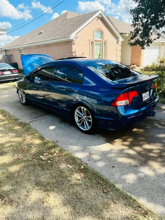 2010 Honda Civic Si 8th Gen - Image 2 of 11