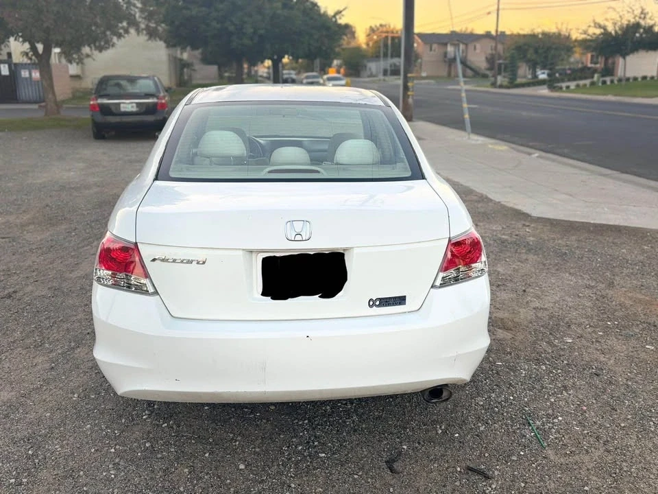 2010 Honda Civic 8th Gen - Image 6 of 15