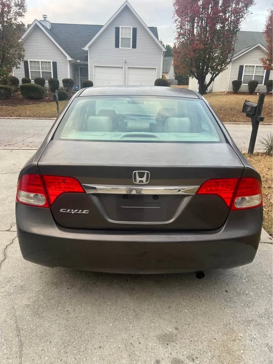 2010 Honda Civic 8th Gen - Image 6 of 10