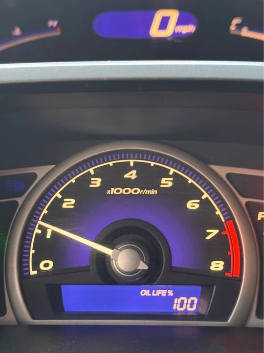 2010 Honda Civic 8th Gen - Image 6 of 6