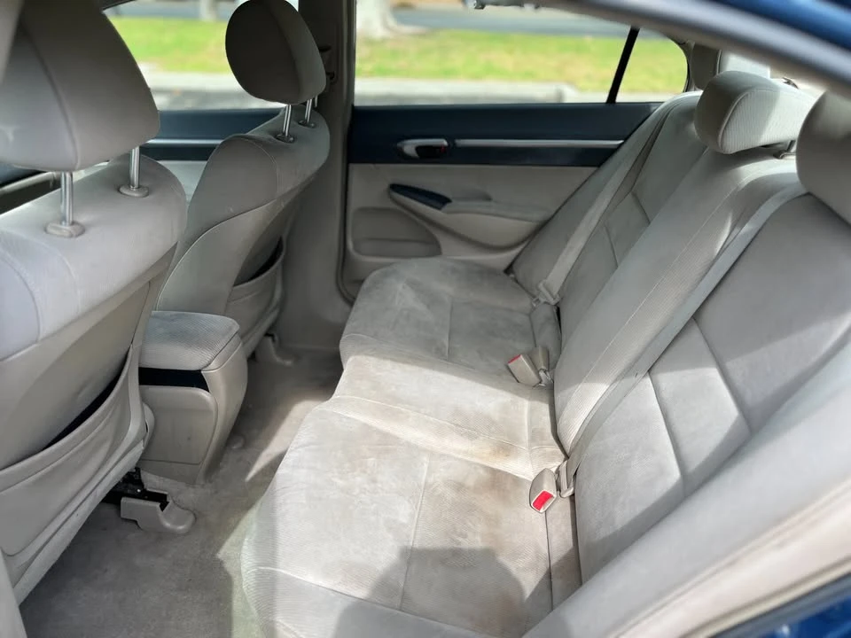 2010 Honda Civic 8th Gen - Image 10 of 18