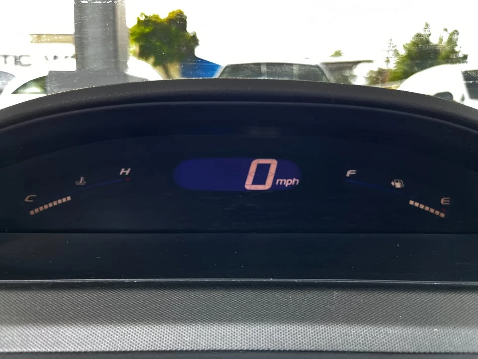 2010 Honda Civic 8th Gen - Image 17 of 18