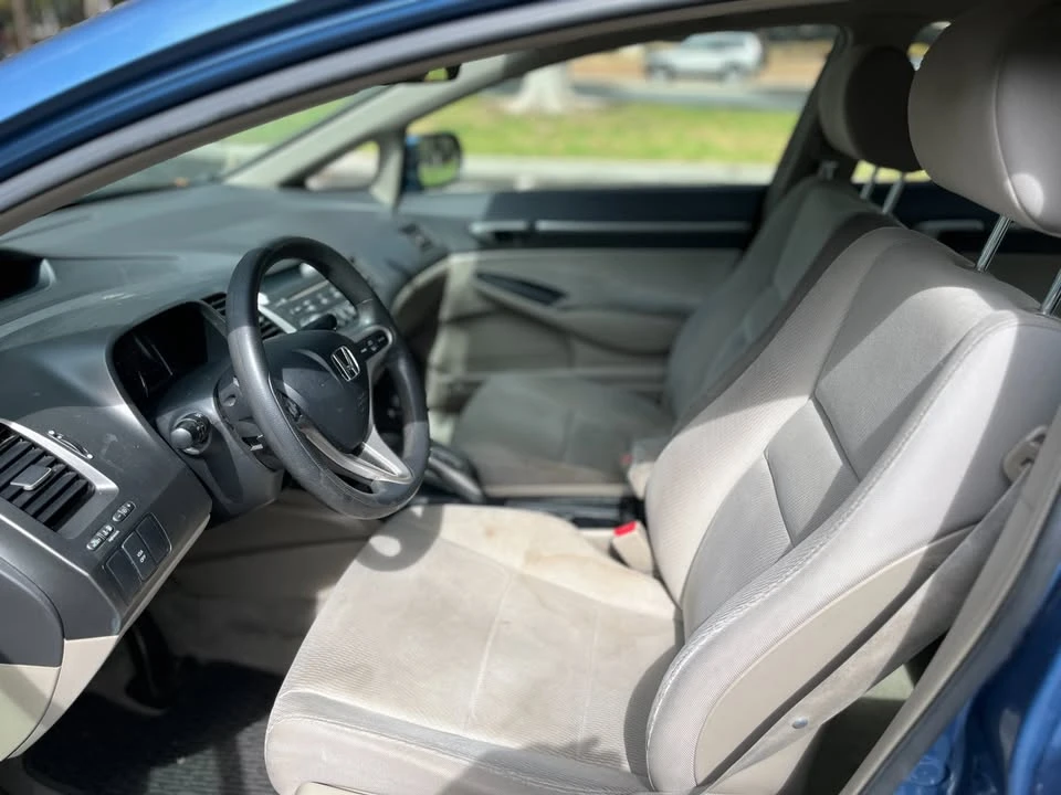 2010 Honda Civic 8th Gen - Image 9 of 18