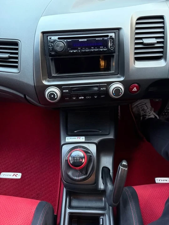 2010 Honda FD2/FN2 Civic Type R - Image 14 of 14