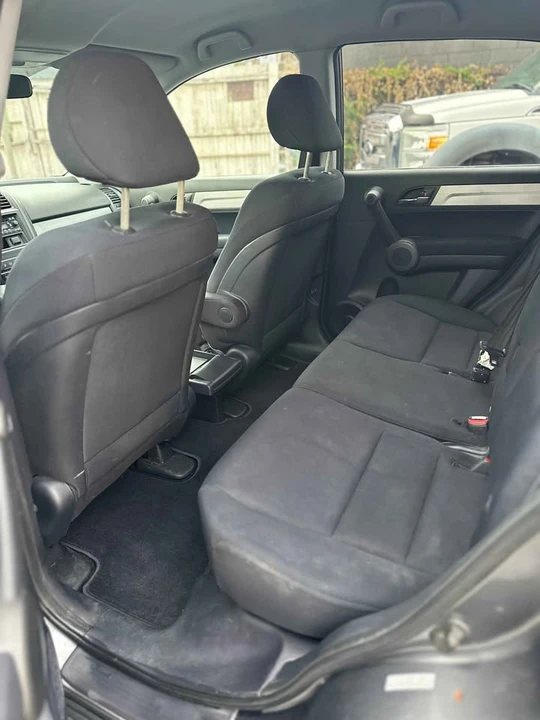 2010 Honda CR-V 3rd Gen - Image 8 of 12